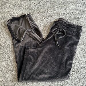 EUC! Victoria’s Secret On Point ribbed velour pants, zip leg, black, size large